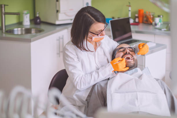 Best Emergency Tooth Extraction in Valley View, OH